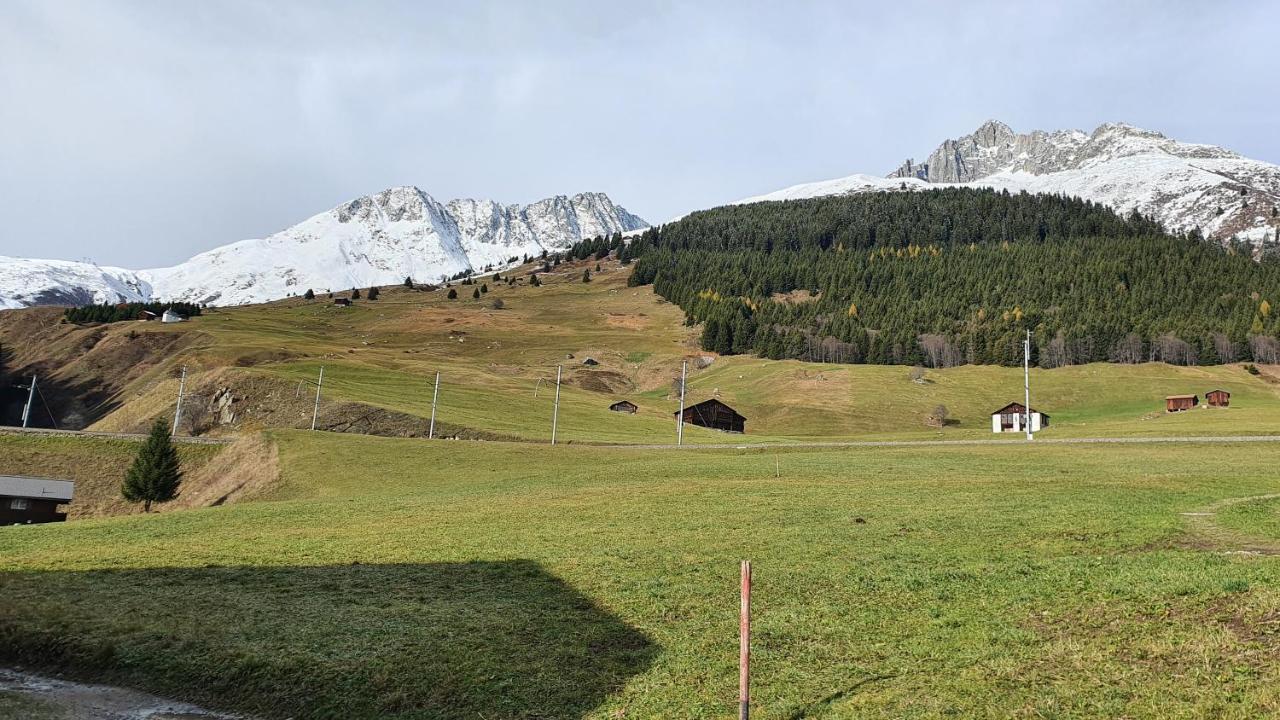 Yeti Lodge Sedrun Luaran gambar