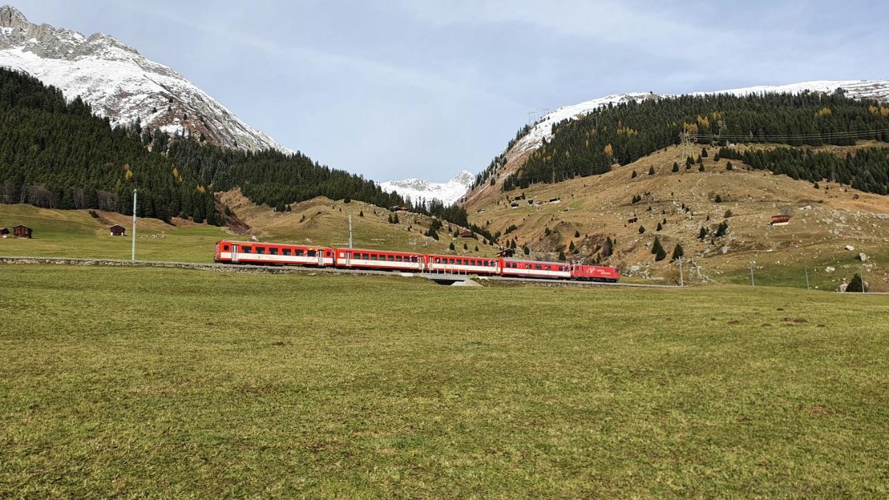 Yeti Lodge Sedrun Luaran gambar