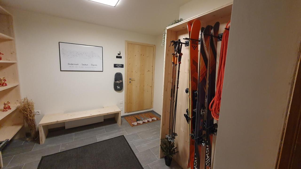 Yeti Lodge Sedrun Luaran gambar