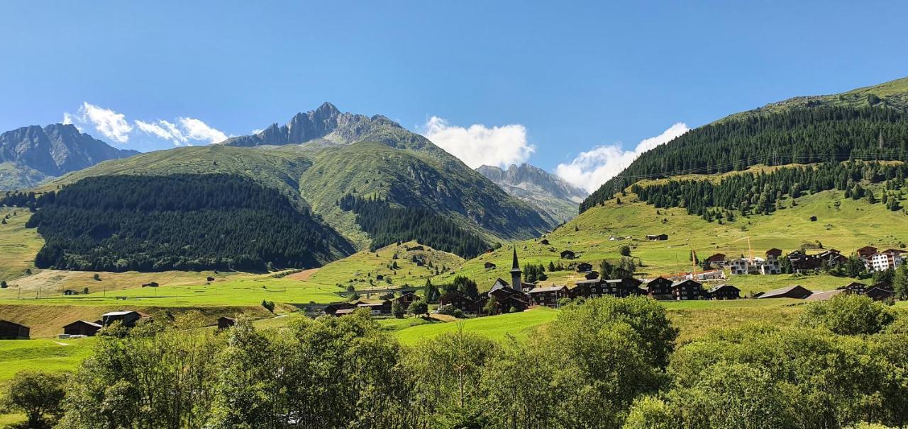 Yeti Lodge Sedrun Luaran gambar