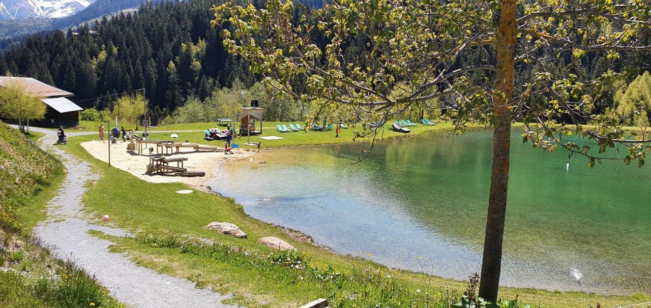 Yeti Lodge Sedrun Luaran gambar