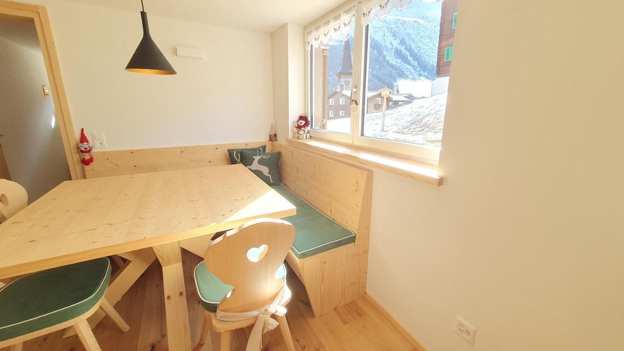 Yeti Lodge Sedrun Luaran gambar