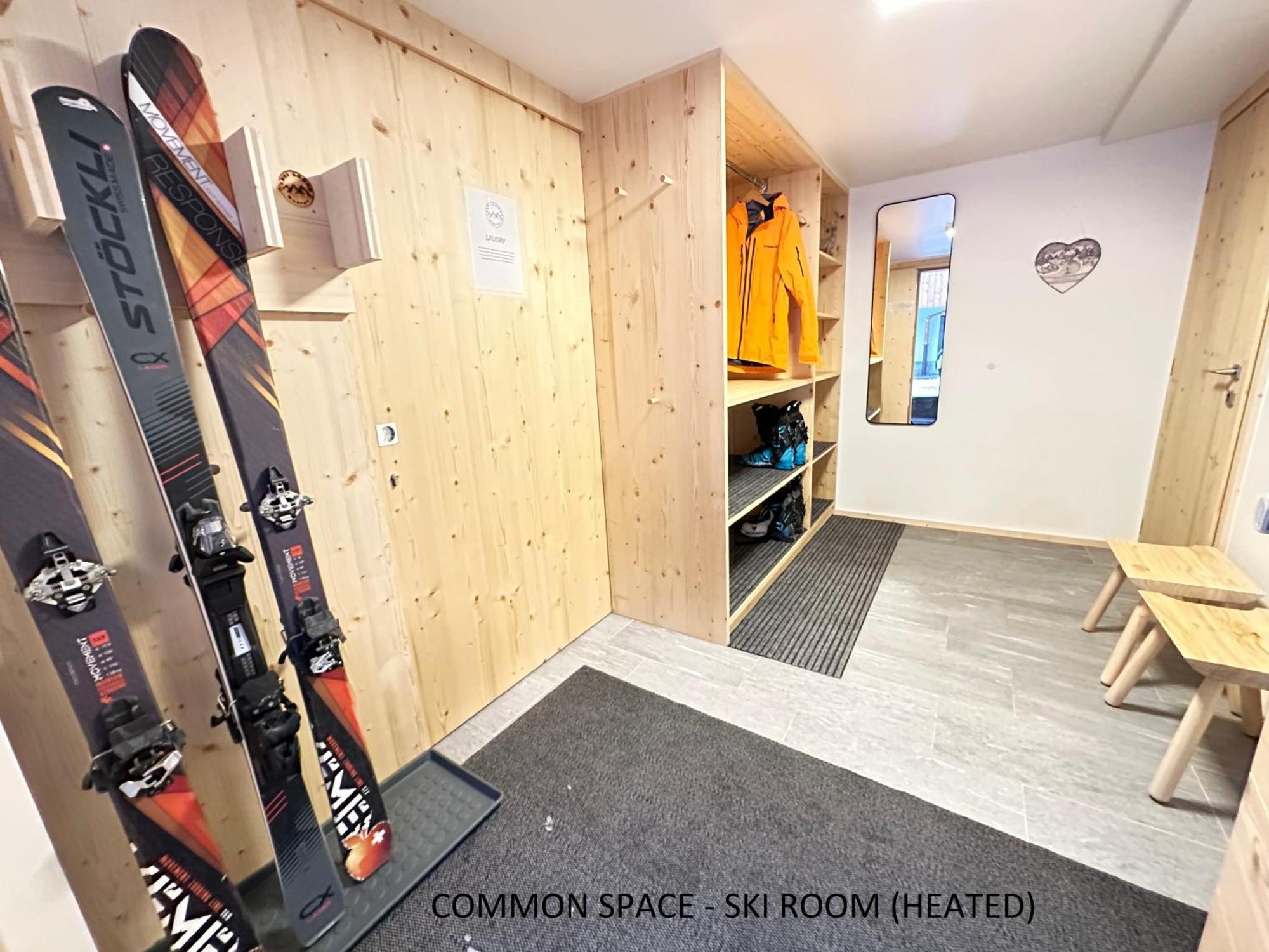 Yeti Lodge Sedrun Luaran gambar