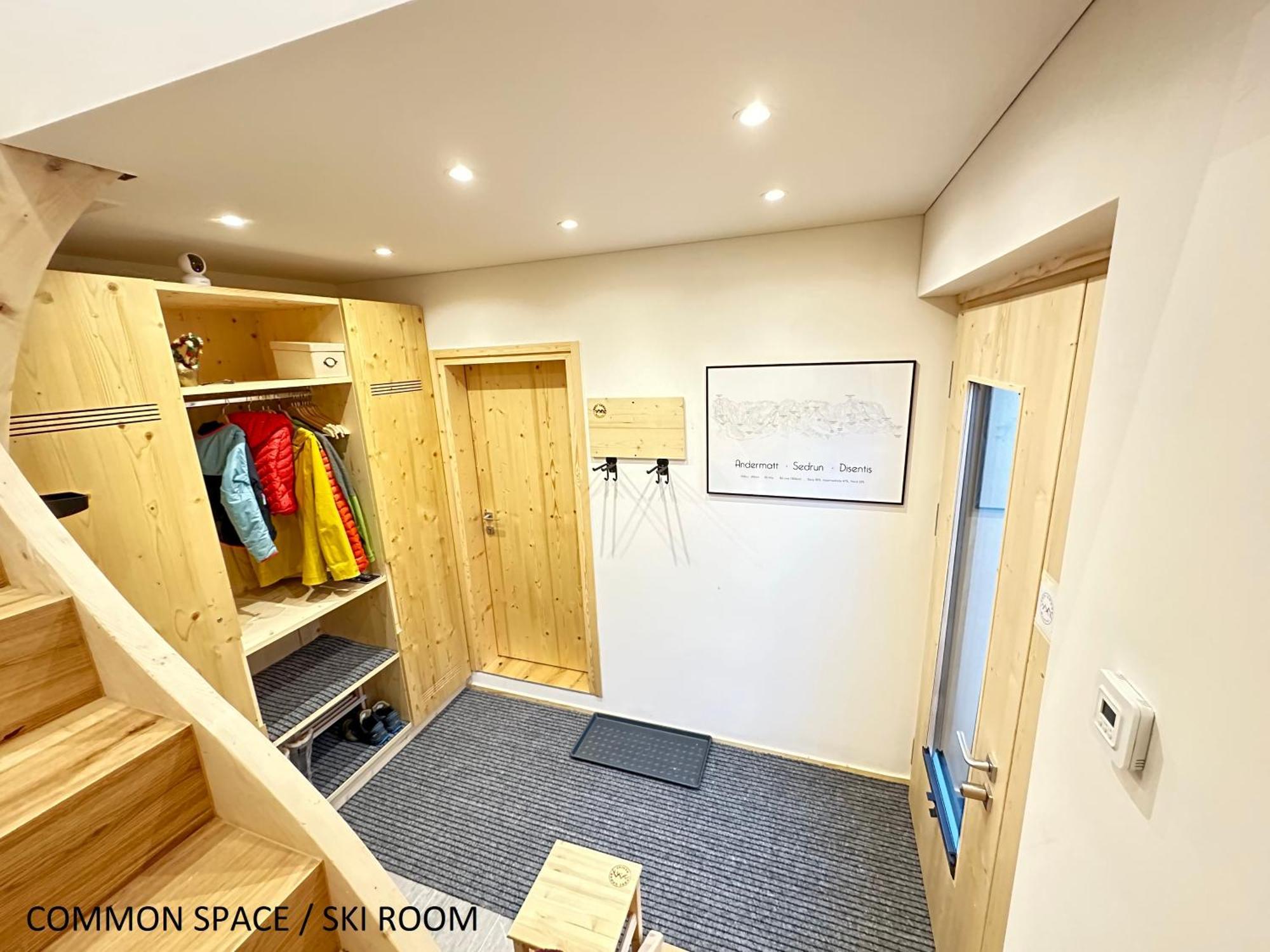 Yeti Lodge Sedrun Bilik gambar