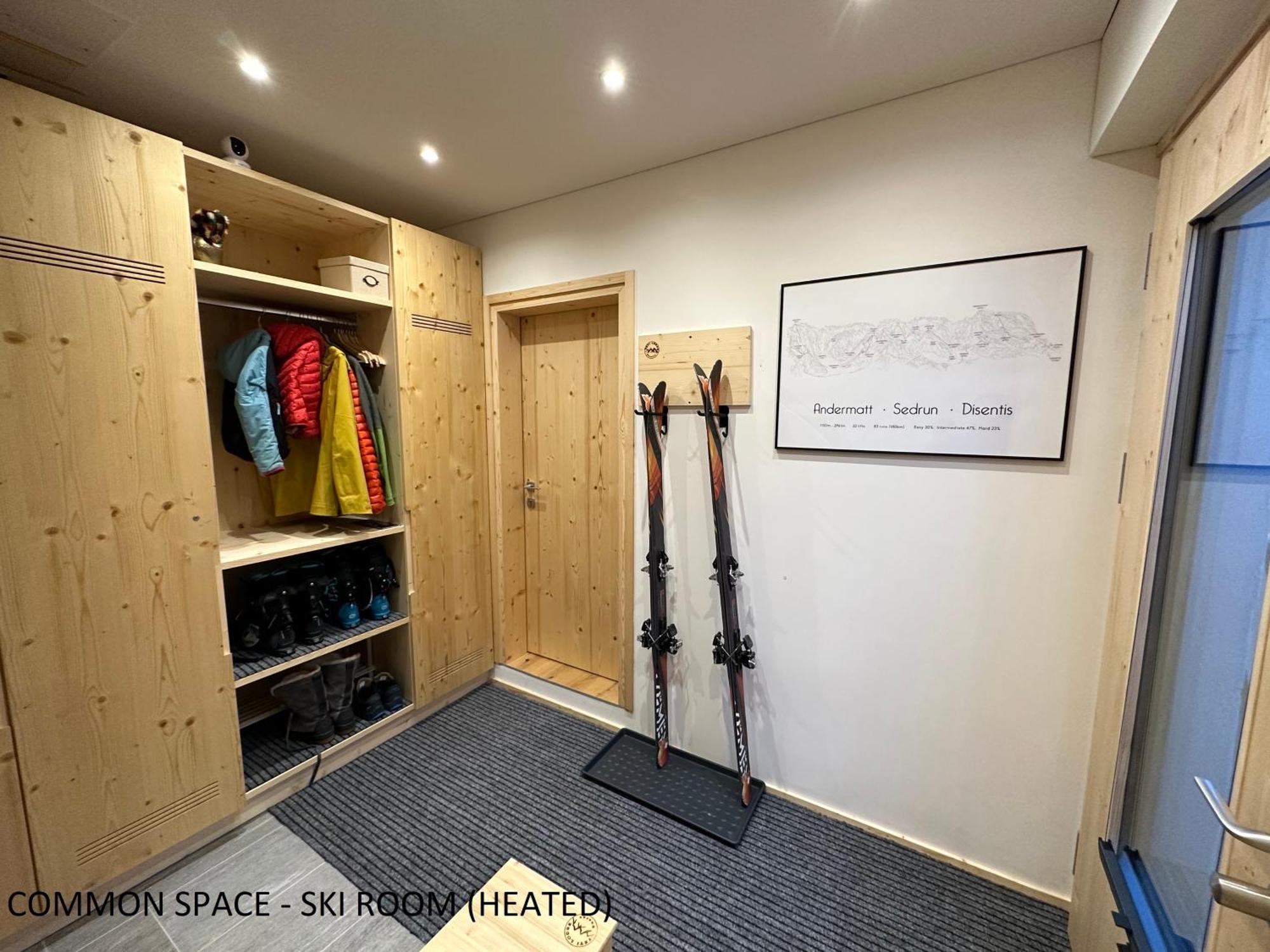 Yeti Lodge Sedrun Bilik gambar