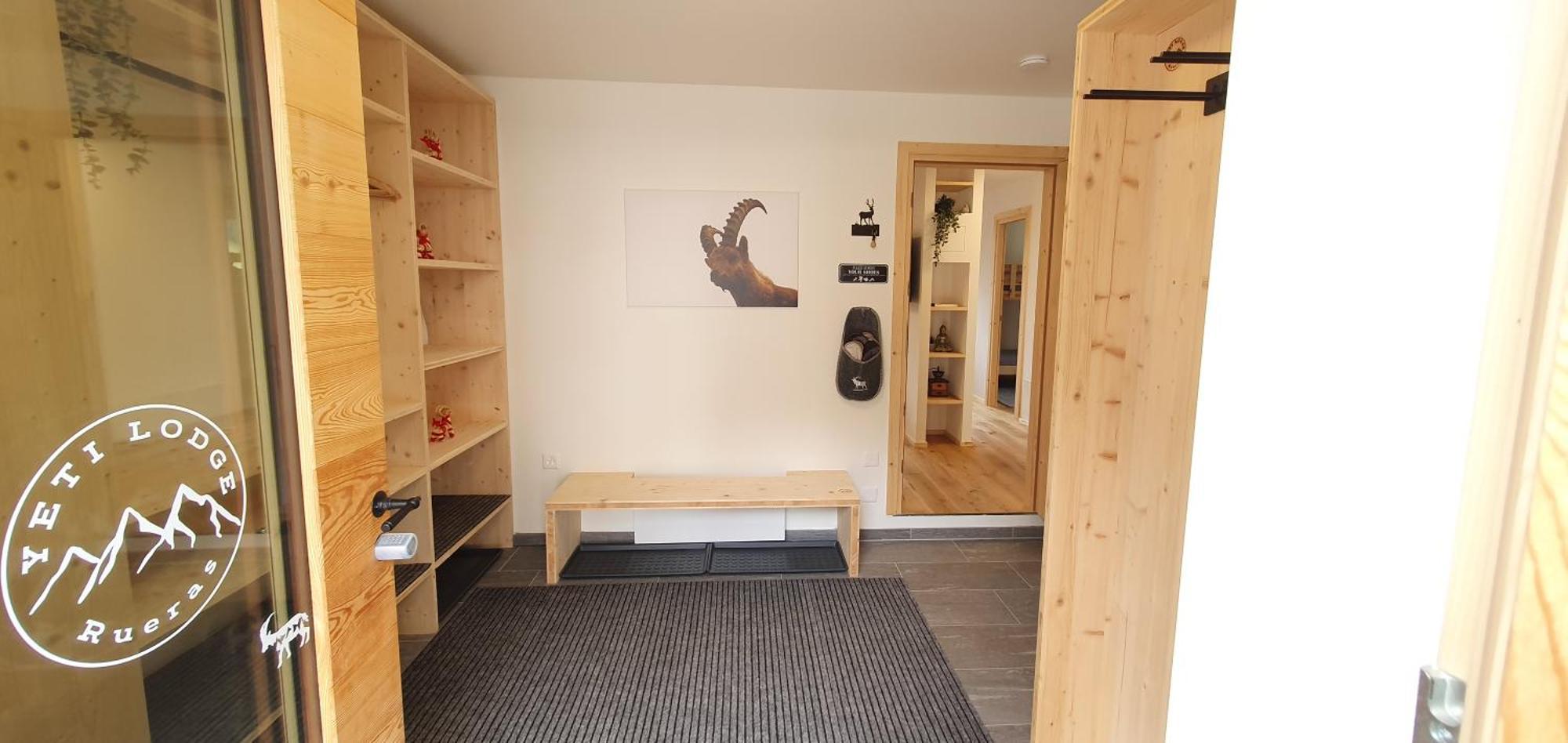 Yeti Lodge Sedrun Luaran gambar